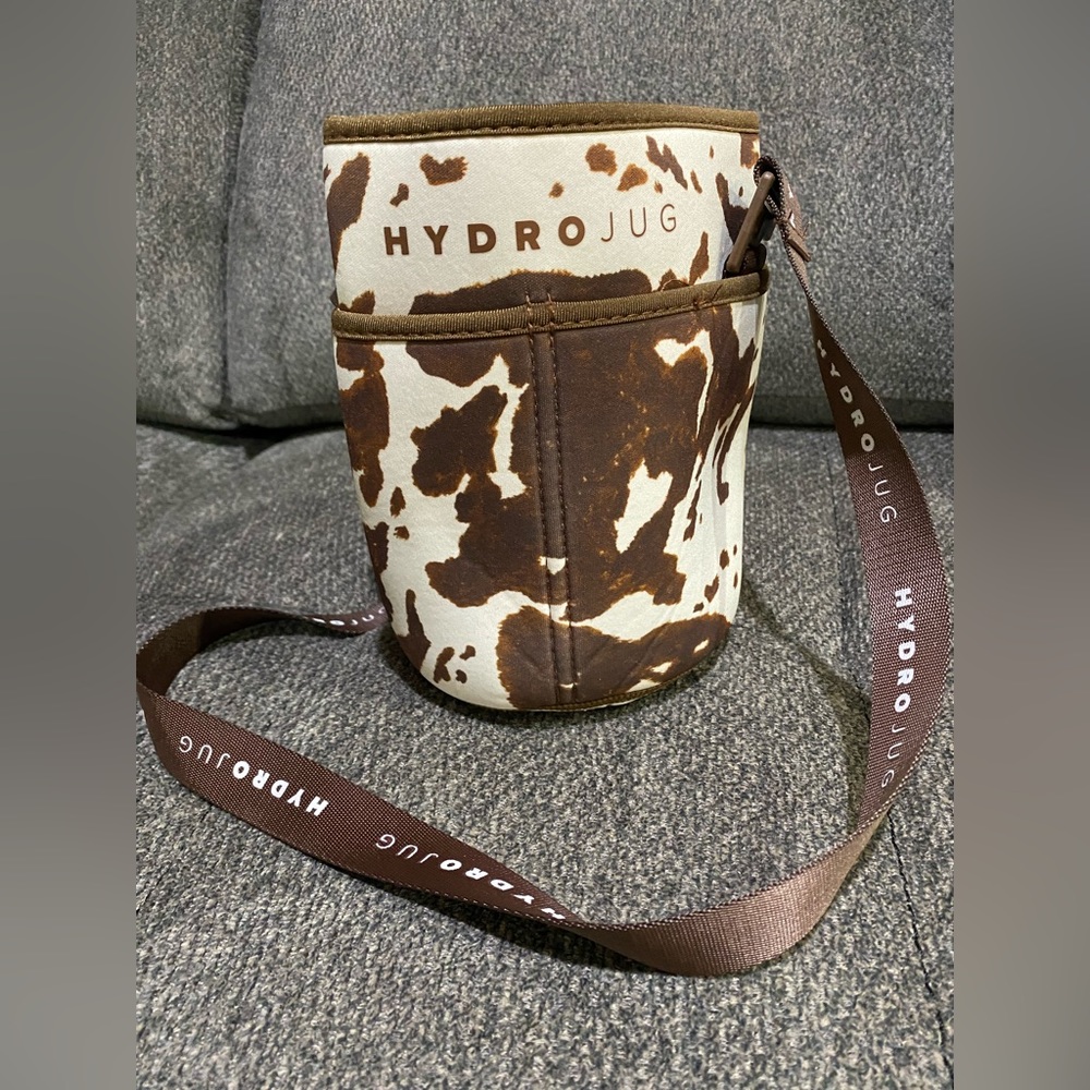 Cow Print Hydro-jug